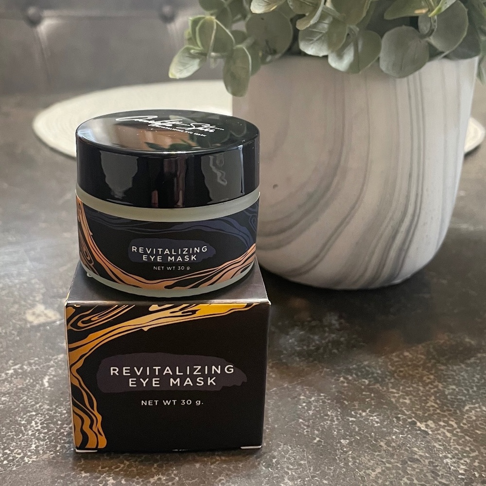 Charlotte Starr Revitalizing Eye Mask